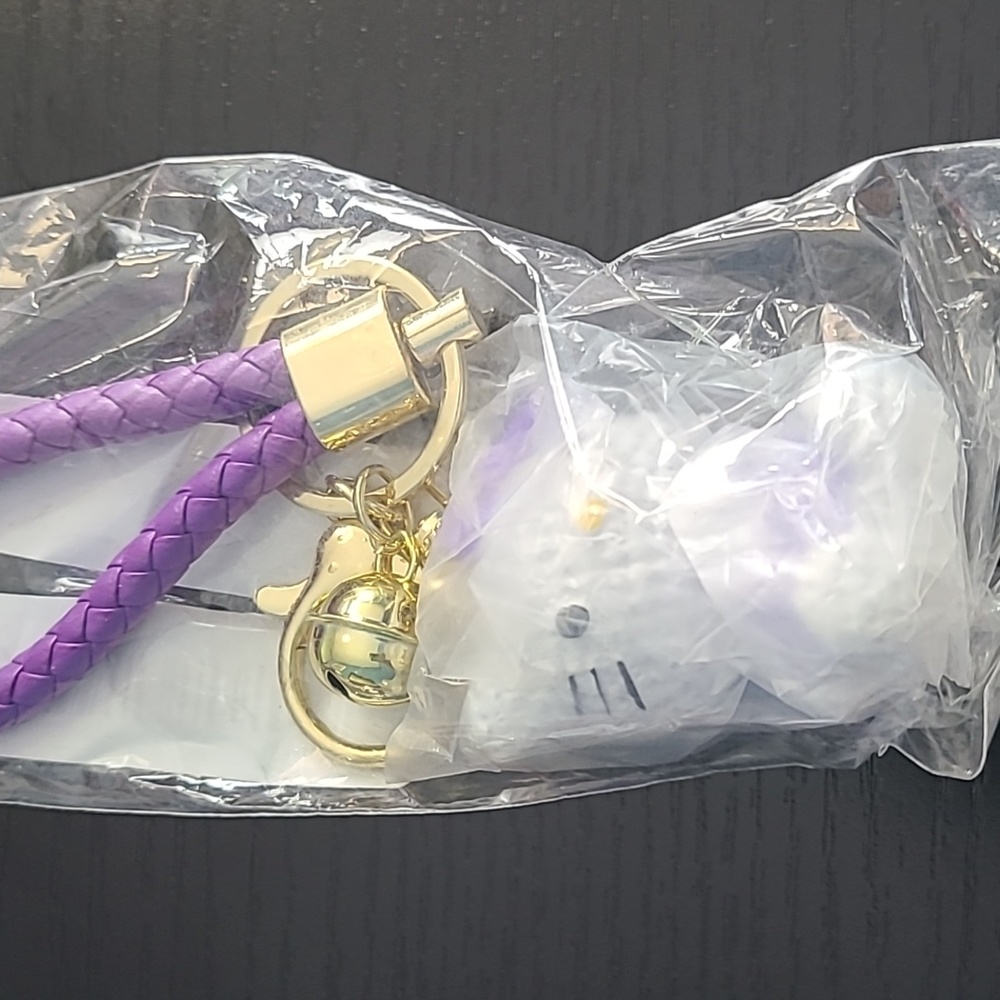 Hello Kitty Wristlet Keychain - Picture 3 of 4